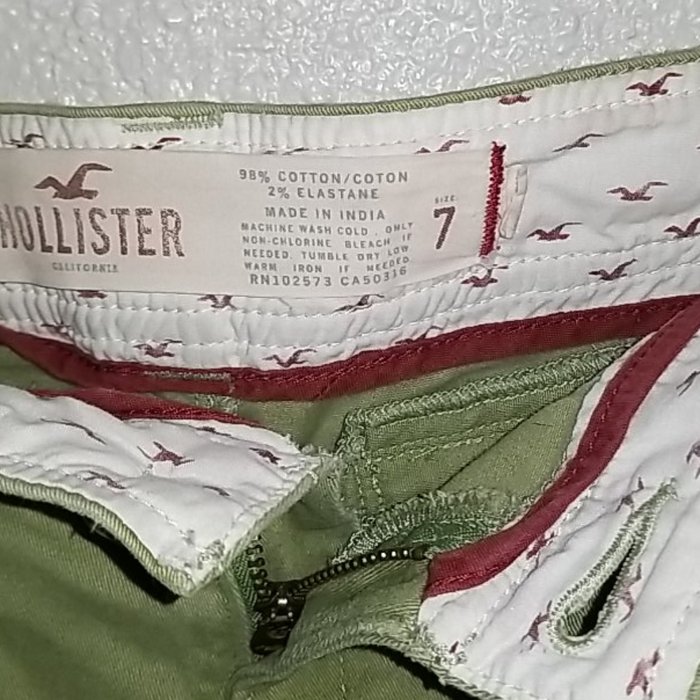 Shorts - Picture 4 of 4